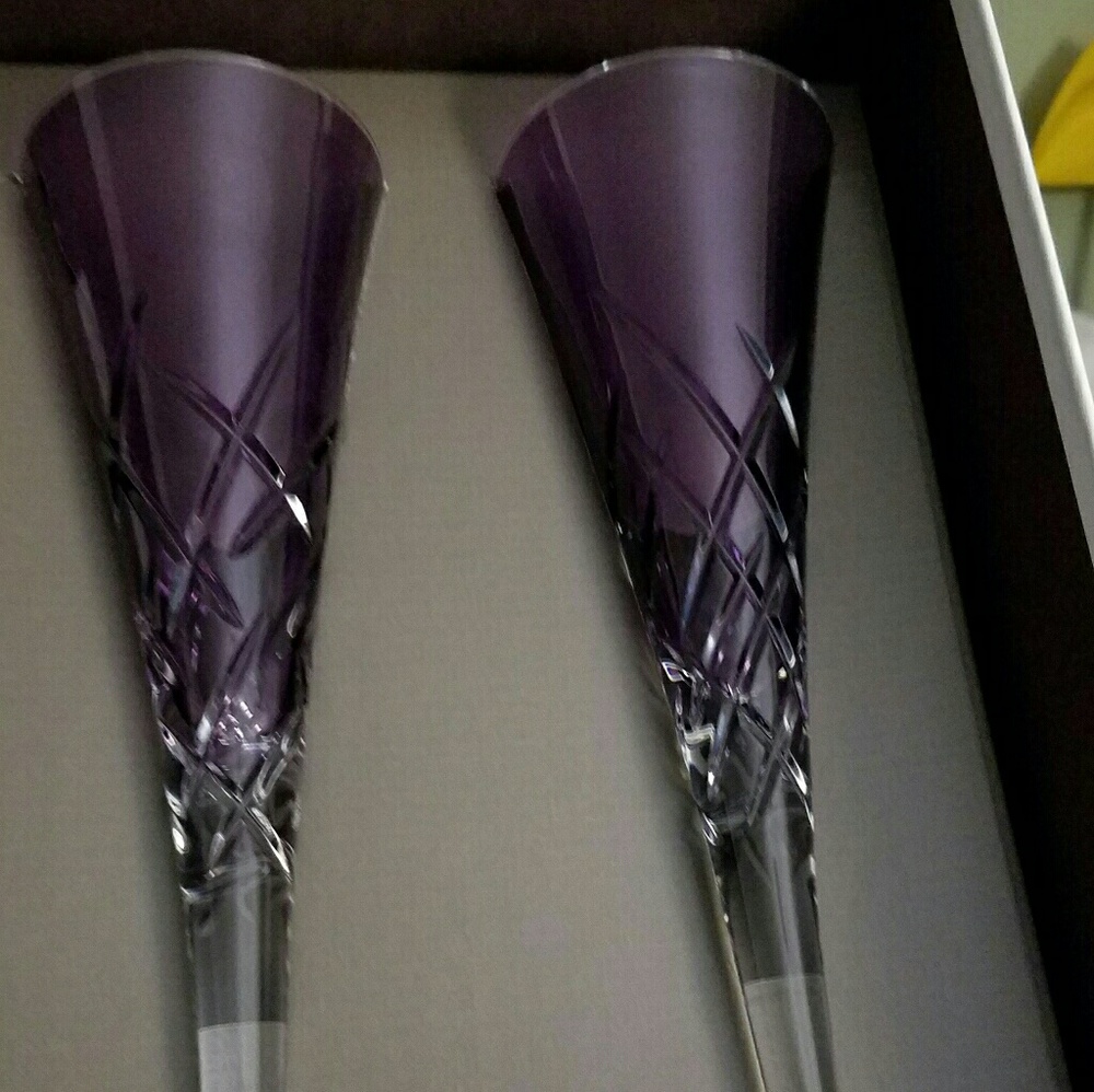 Vera Wang toasting flutes